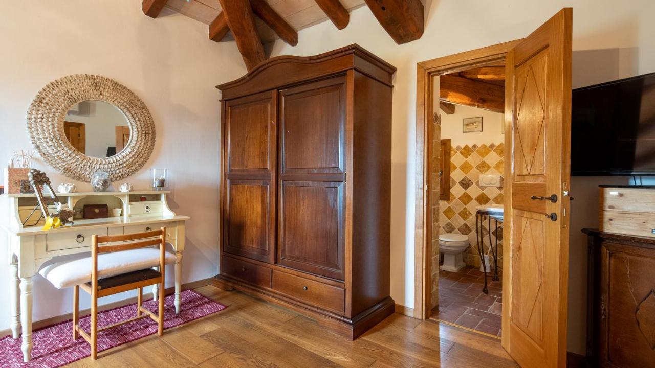 Antica Caresi B&B Olbia Esterno foto