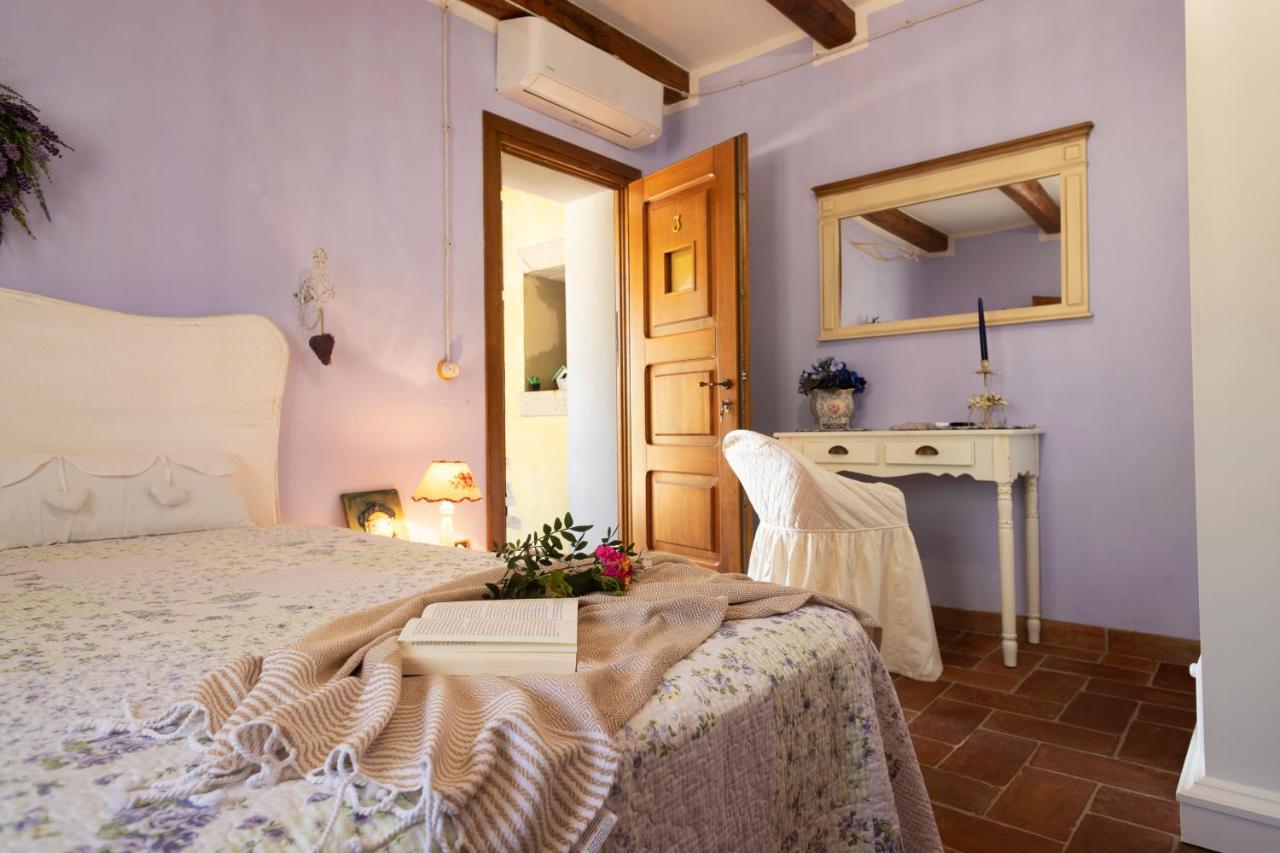 Antica Caresi B&B Olbia Esterno foto