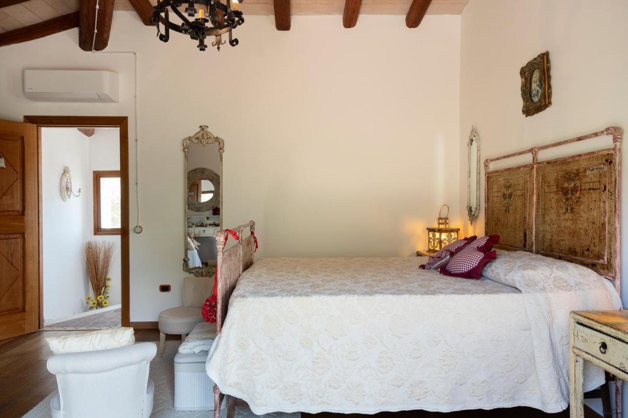 Antica Caresi B&B Olbia Esterno foto