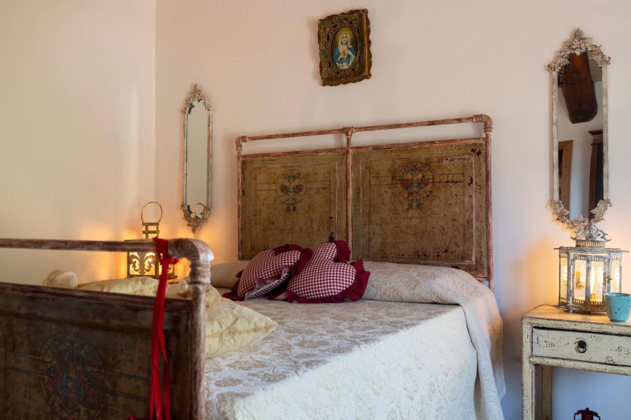 Antica Caresi B&B Olbia Esterno foto