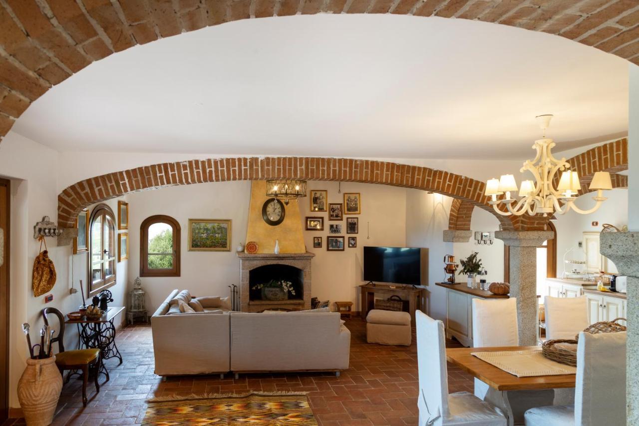 Antica Caresi B&B Olbia Esterno foto